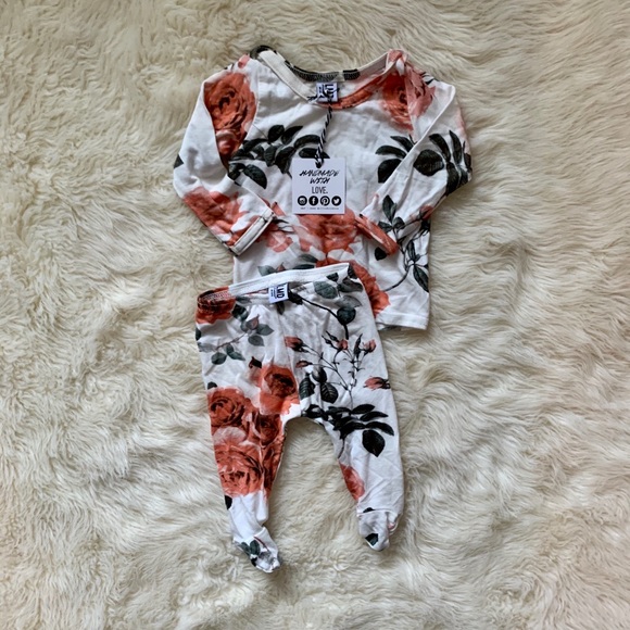 Little Miss Dessa snuggle set - Picture 2 of 2